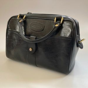 Vintage Oroton black leather purse.